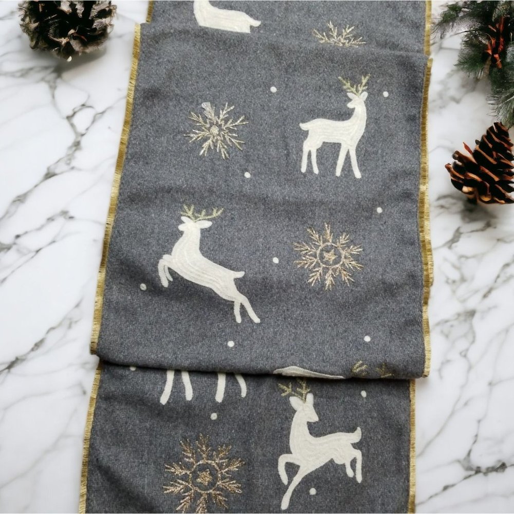Tahari Gray Wool Blend Holiday Deer And Snowflake Table Runner W/Fringe 16"X 71"